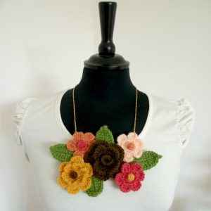 Bouquet Flower Necklace