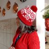 cozy knitting hat with pompom pattern